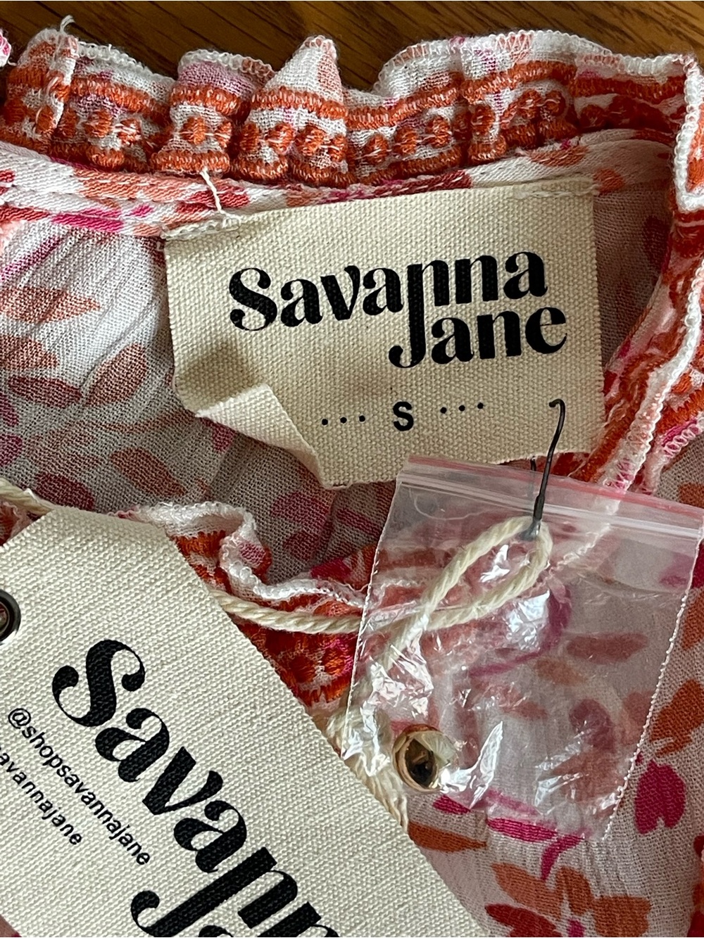 Savanna Jane Floral Ruffle Sleeve Blouse Size Small - Picture 5 of 13